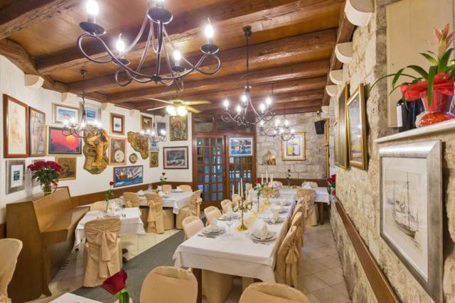 Bed&Breakfast Sorgo Palace Ston Exterior foto