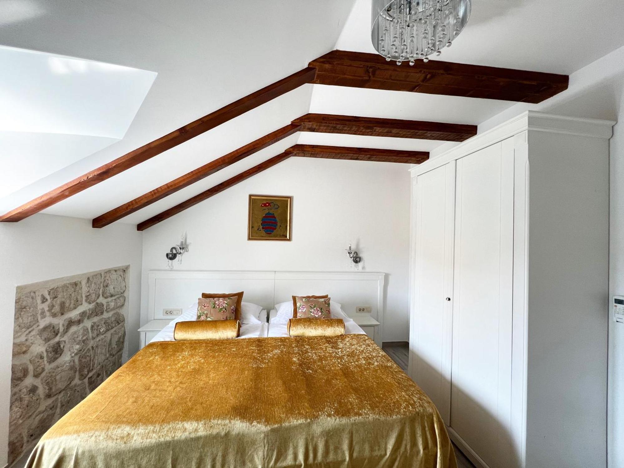 Bed&Breakfast Sorgo Palace Ston Quarto foto